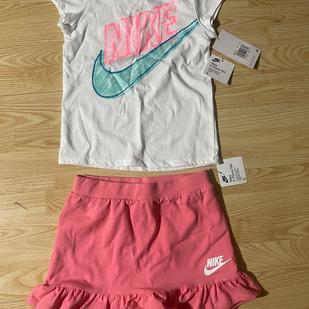 NWT Nike Kids White and Pink Skirt Set